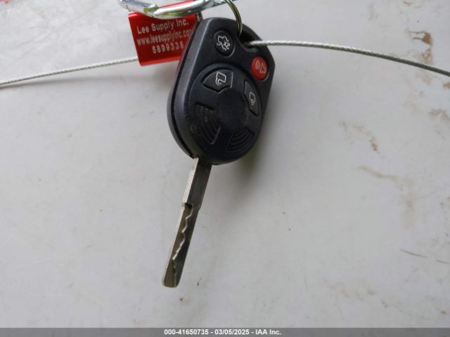 1FADP3K28JL222174 Ford FOCUS SE