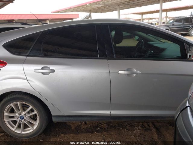 1FADP3K28JL222174 Ford FOCUS SE