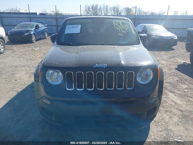ZACCJBAB6JPH85612 Jeep Renegade Sport 4x4