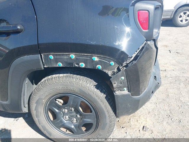 ZACCJBAB6JPH85612 Jeep Renegade Sport 4x4