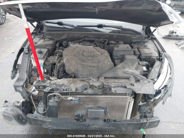 KNALC4J11H5093061 KIA Cadenza Limited