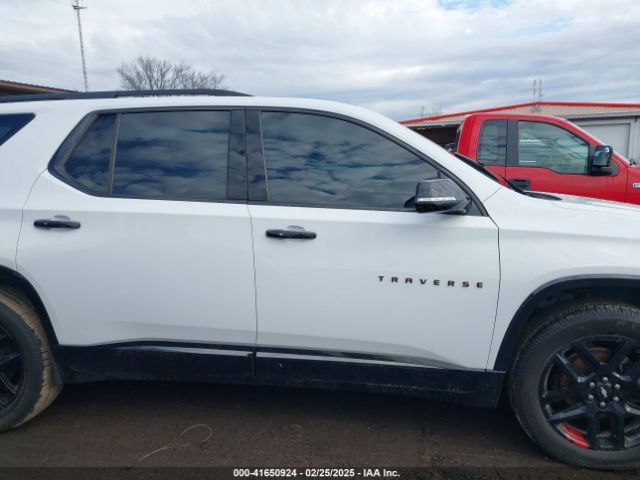 1GNEVJKW3JJ142005 Chevrolet Traverse Premier
