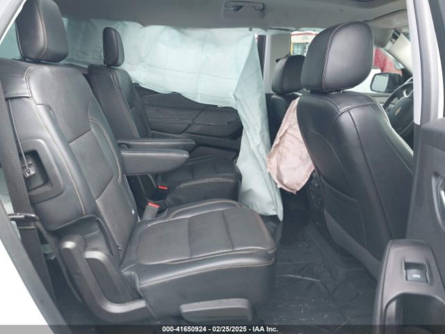 1GNEVJKW3JJ142005 Chevrolet Traverse Premier