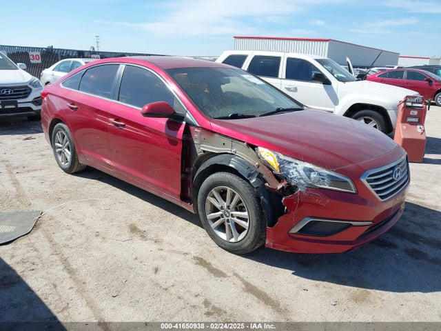Hyundai SONATA SE 2016 5NPE24AF4GH407648 Image 1