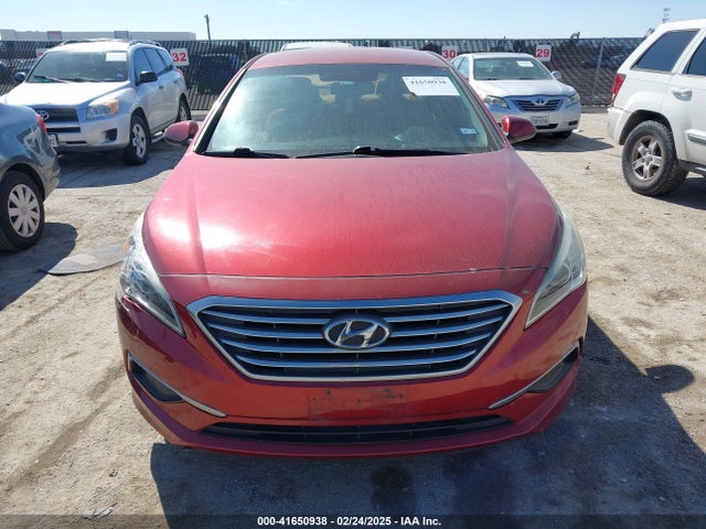 Hyundai SONATA SE 2016 5NPE24AF4GH407648 Image 12