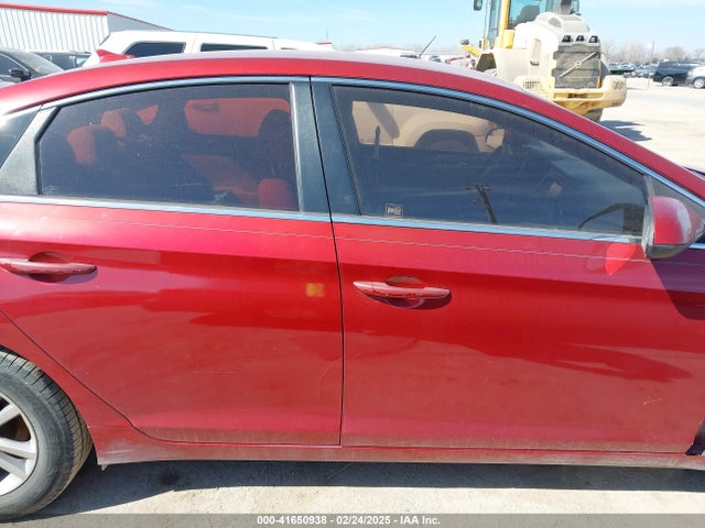 Hyundai SONATA SE 2016 5NPE24AF4GH407648 Image 13