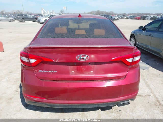 Hyundai SONATA SE 2016 5NPE24AF4GH407648 Image 16