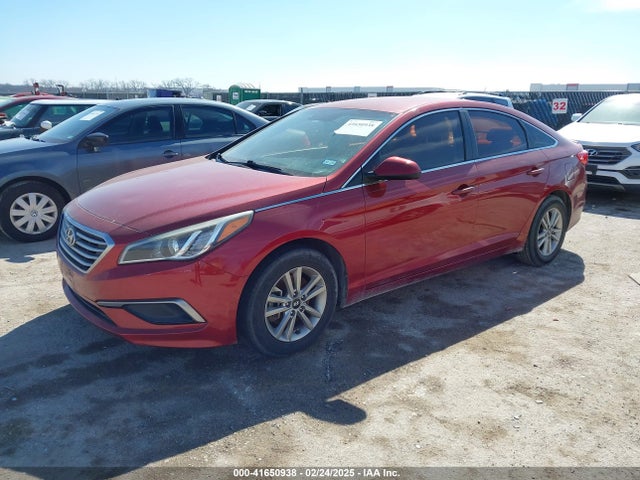 Hyundai SONATA SE 2016 5NPE24AF4GH407648 Image 2
