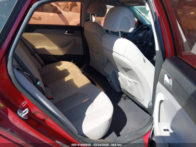 Hyundai SONATA SE 2016 5NPE24AF4GH407648 Image 8
