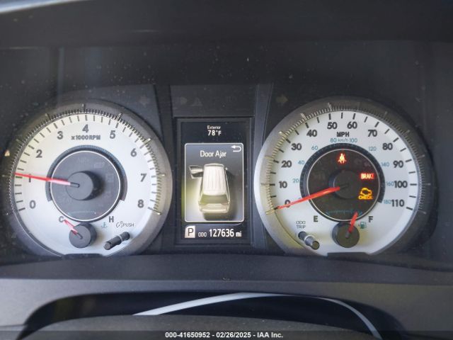 5TDXZ3DC9JS958563 Toyota Sienna Se 8 Passenger