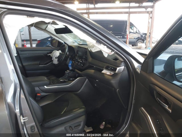 5TDGZRBH3MS551537 Toyota Highlander Xle