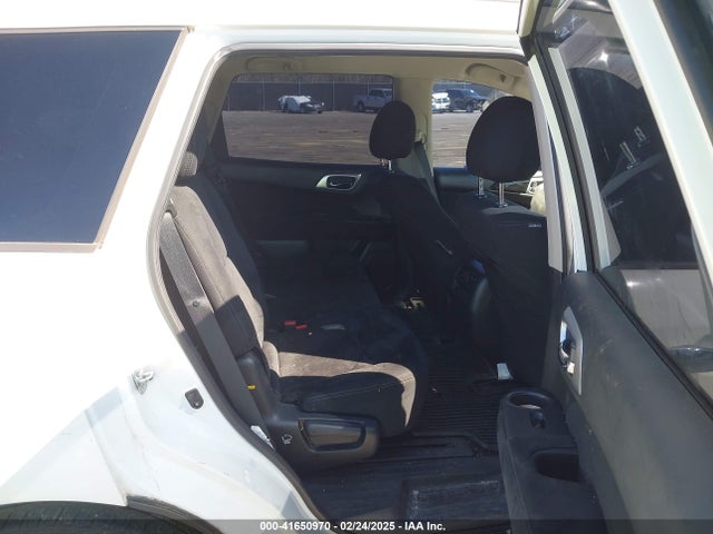 5N1AR2MM2GC643957 Nissan Pathfinder S