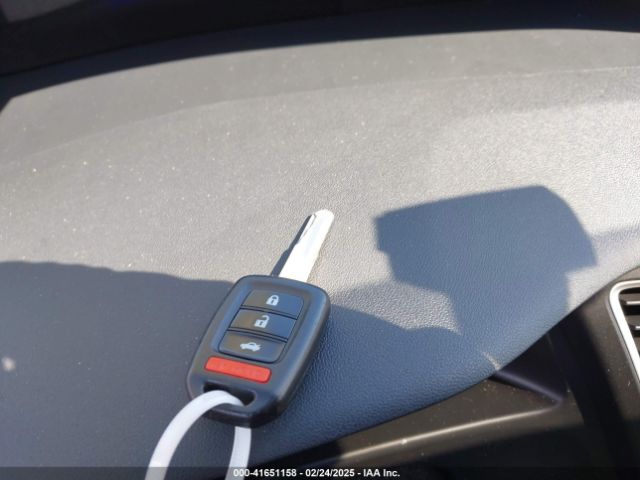 19XFB2F53EE070156 Honda Civic Lx