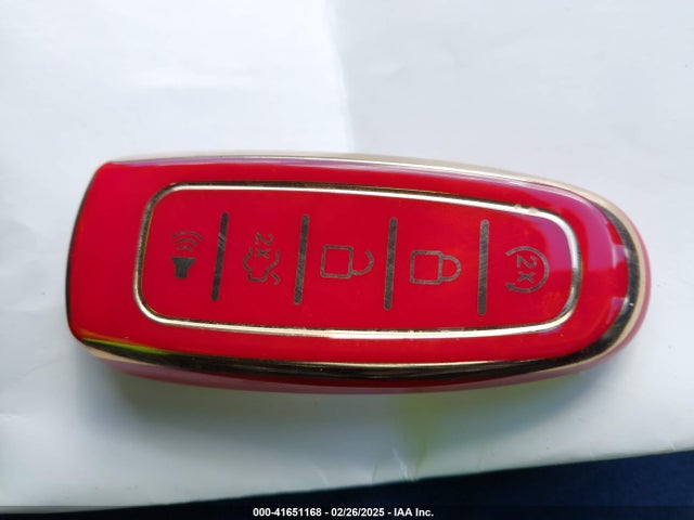 1FMCU9J9XGUC71696 Ford Escape Titanium