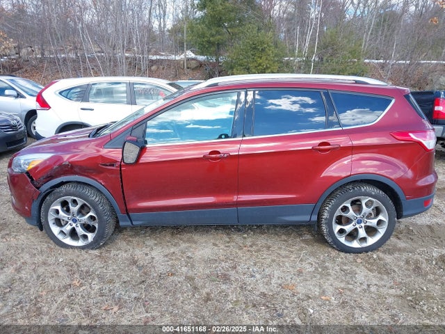 1FMCU9J9XGUC71696 Ford Escape Titanium