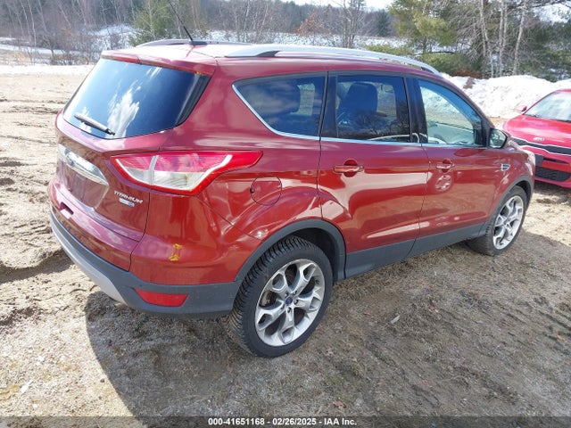 1FMCU9J9XGUC71696 Ford Escape Titanium