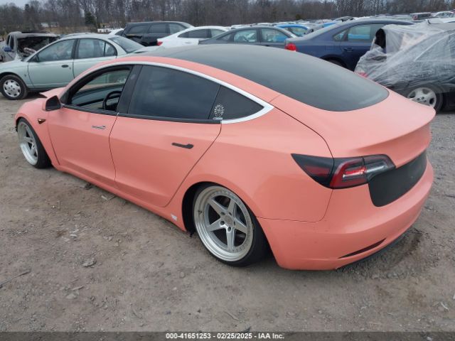 2018 TESLA MODEL 3 5YJ3E1EB5JF094846 Photo 2