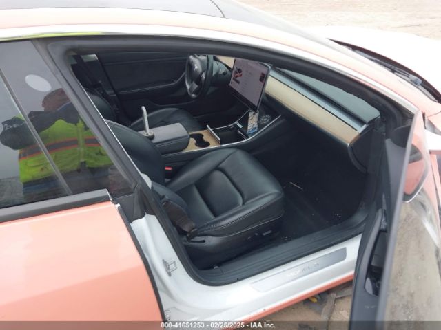 2018 TESLA MODEL 3 5YJ3E1EB5JF094846 Photo 4