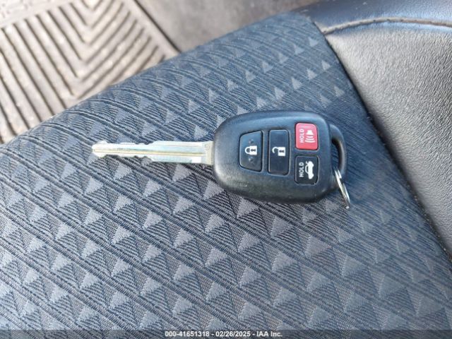 4T1BF1FKXEU345666 Toyota CAMRY SE