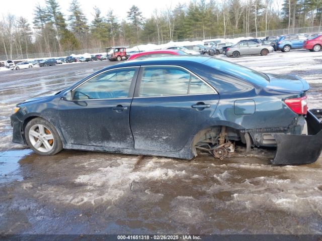 4T1BF1FKXEU345666 Toyota CAMRY SE