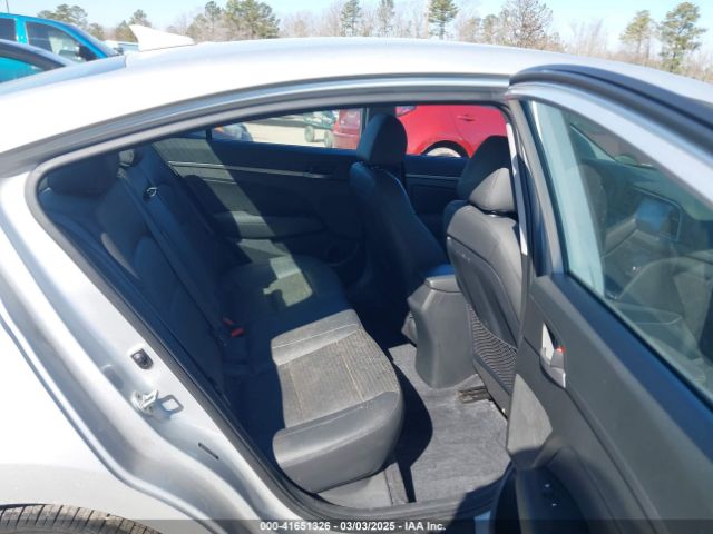 5NPD84LF7HH184451 Hyundai Elantra Limited
