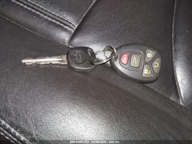 1GNKVHKD8HJ127049 Chevrolet Traverse 2lt