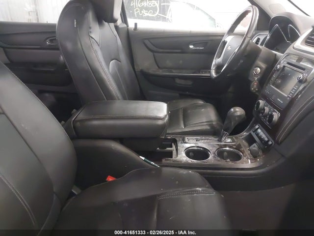 1GNKVHKD8HJ127049 Chevrolet Traverse 2lt