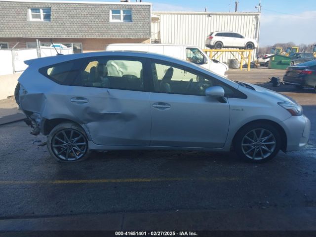 JTDZN3EU6FJ026238 Toyota PRIUS V