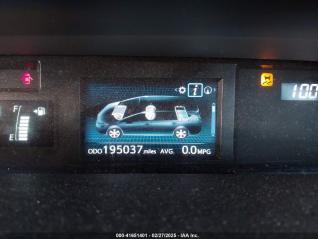 JTDZN3EU6FJ026238 Toyota PRIUS V