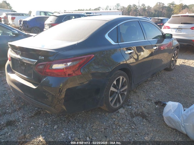 1N4AL3AP0JC205915 Nissan Altima 2.5 Sr