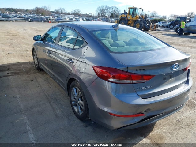 KMHD84LF1HU164617 Hyundai ELANTRA SE