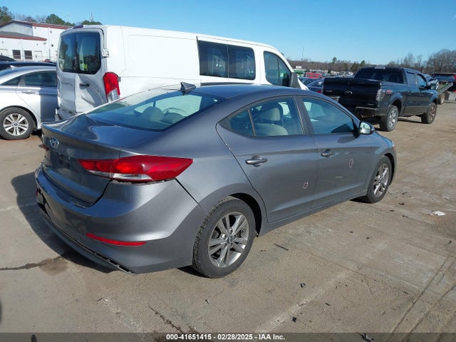 KMHD84LF1HU164617 Hyundai ELANTRA SE