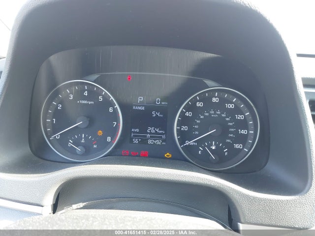 KMHD84LF1HU164617 Hyundai ELANTRA SE