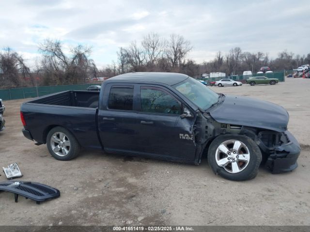 1C6RR7FT4JS348324 RAM 1500 Express  4x4 6'4 Box