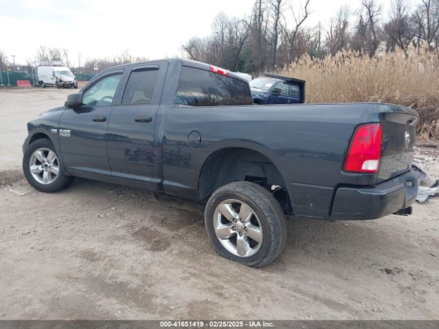 1C6RR7FT4JS348324 RAM 1500 Express  4x4 6'4 Box