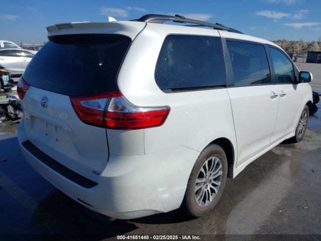 5TDYZ3DC1KS966808 Toyota Sienna Xle 8 Passenger