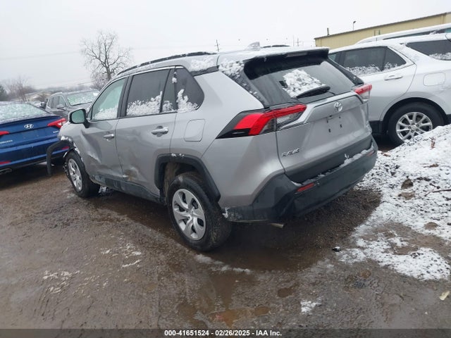 Toyota RAV4 LE 2021 2T3G1RFVXMC156424 Image 3