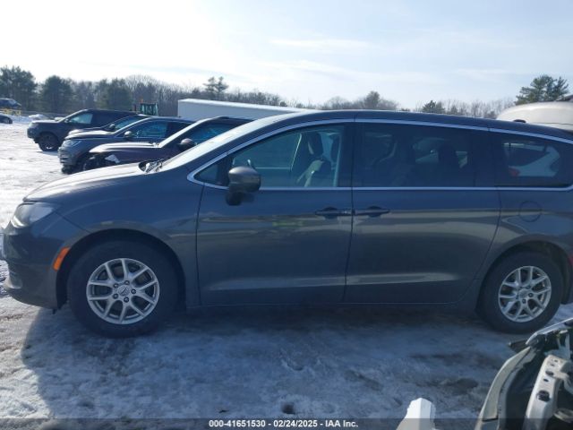 2C4RC1CG7MR503825 Chrysler Voyager Lx