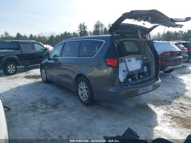 2C4RC1CG7MR503825 Chrysler Voyager Lx