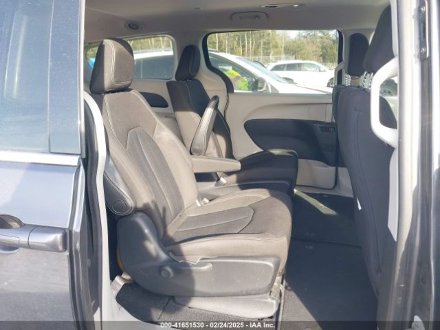 2C4RC1CG7MR503825 Chrysler Voyager Lx