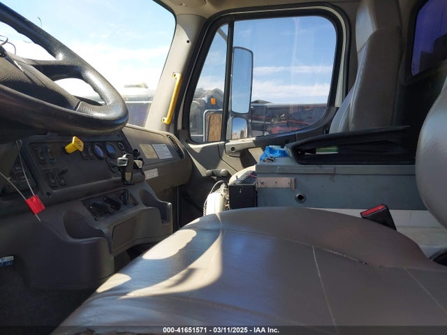 Freightliner Detroit Dd13 2019 3ALHG3DV7KDKL5533 Image 39
