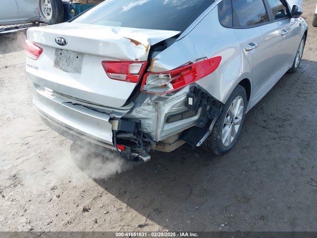 5XXGT4L39JG264045 KIA Optima Lx