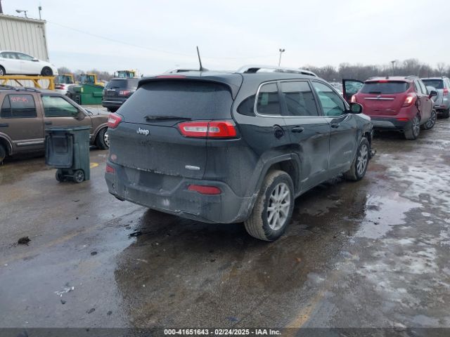 2018 JEEP CHEROKEE 1C4PJLLB3JD553228 Photo 3