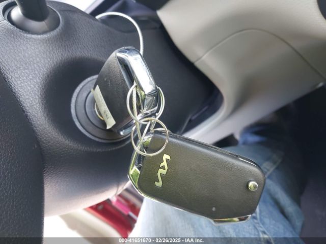 KNDJ23AU4R7919070 KIA SOUL LX