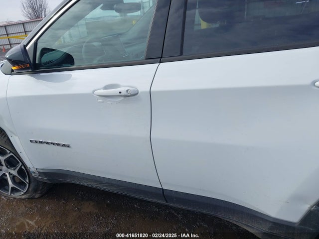 Jeep Compass Limited 4x4 2024 3C4NJDCN0RT109219 Image 13