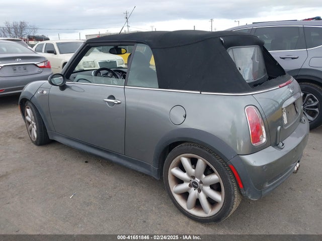 2007 MINI COOPER S WMWRH33527TJ43515 Photo 2