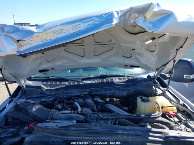 1FT7X2BT1KEE82125 Ford F-250 Xlt