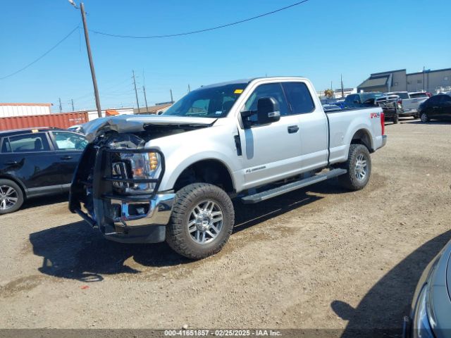 1FT7X2BT1KEE82125 Ford F-250 Xlt