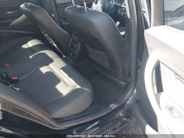 WBA8A9C58JAH13719 BMW 320i