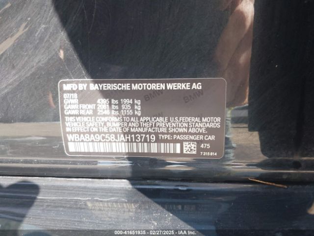 WBA8A9C58JAH13719 BMW 320i